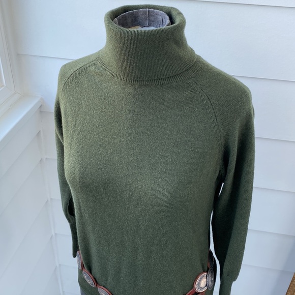Military Classic Army Green High Cuff women’s turtleneck - Picture 3 of 7